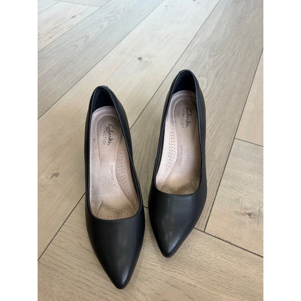 Clarks Collection Black Leather Pointed Toe Kitten Heel Pumps Womens 8 261712194
